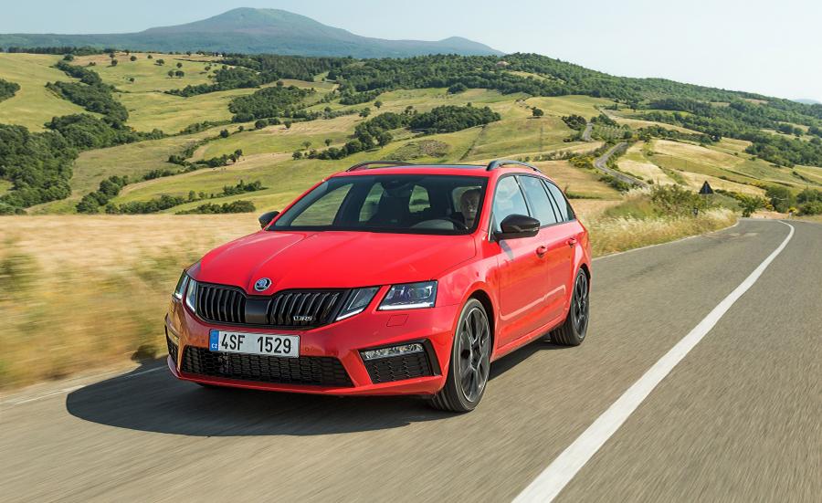  Skoda Octavia RS 245 Combi 2017 года  (WW) (фото 18 из 38)